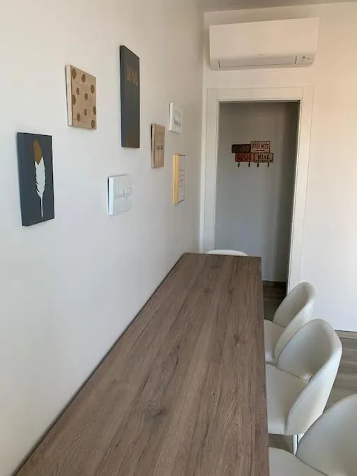Appartamento Trilocale Con Vista E Due Bagni Vicino Citylife Milano