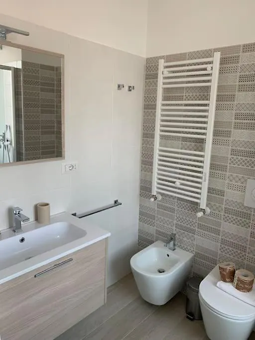 Trilocale Con Vista E Due Bagni Vicino Citylife Milan 0*,