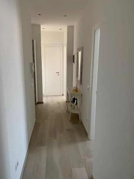 Apartment Trilocale Con Vista E Due Bagni Vicino Citylife Milan Italy