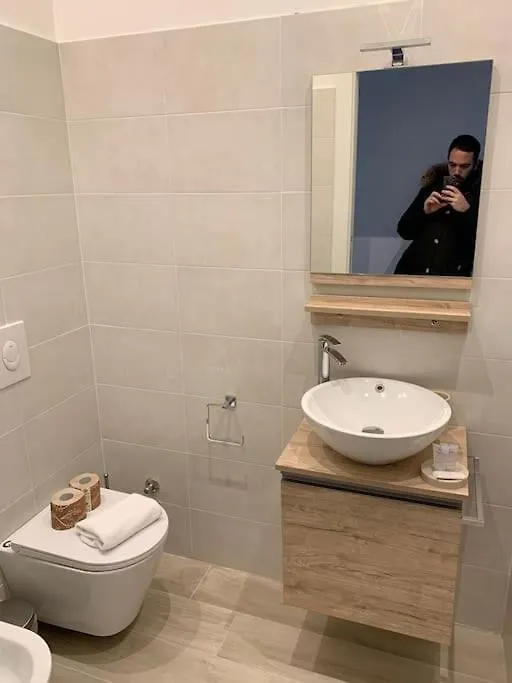 Trilocale Con Vista E Due Bagni Vicino Citylife Milan Apartment